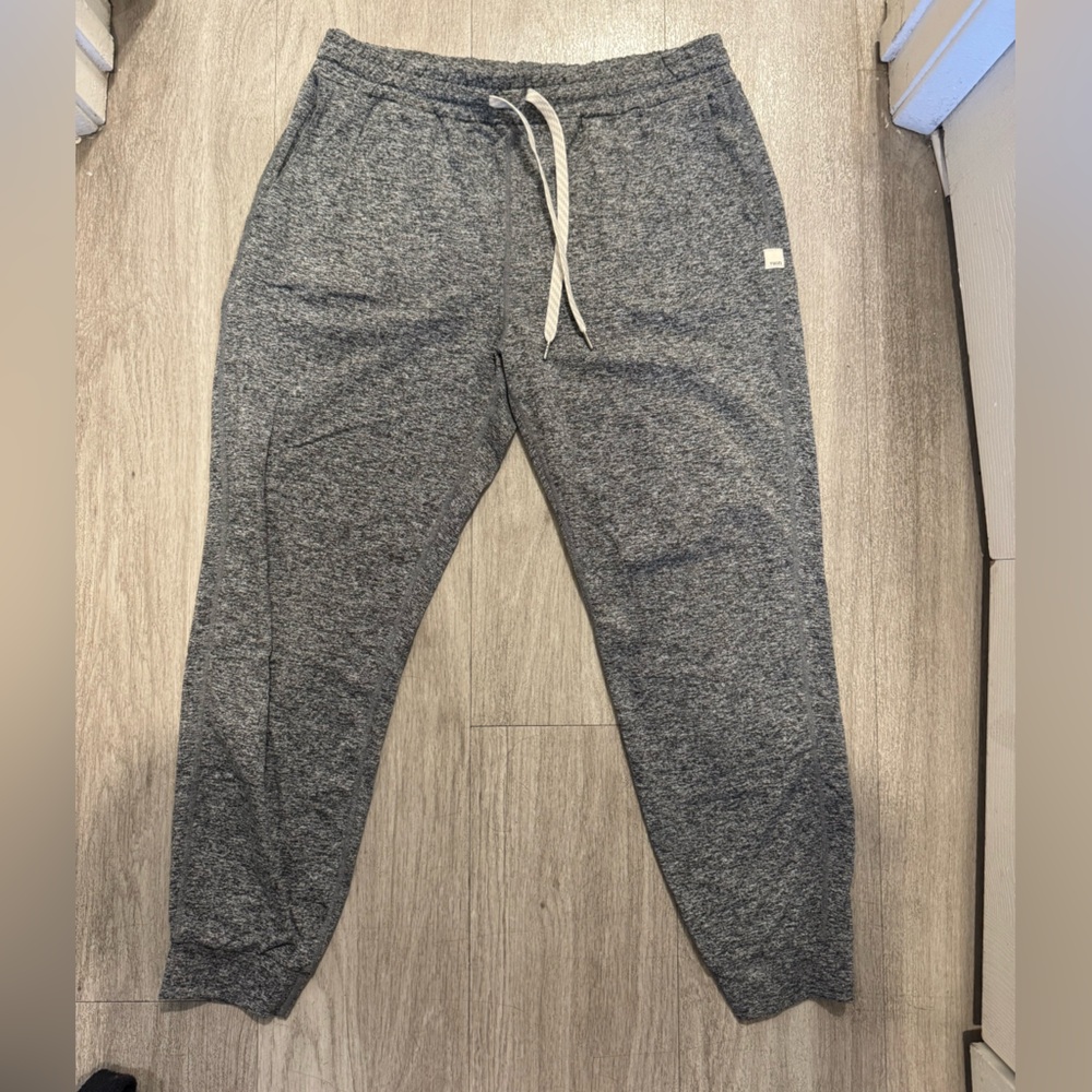 Heather Grey Vuori Women’s Performance Joggers